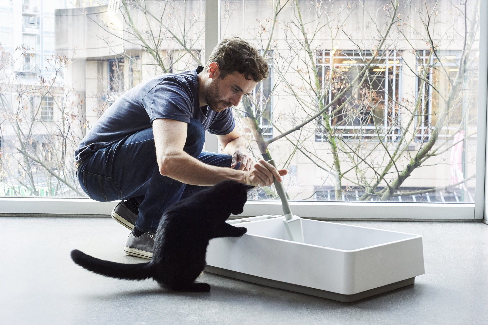 Dailypets All-in-One Litter Box with Scoop Storage