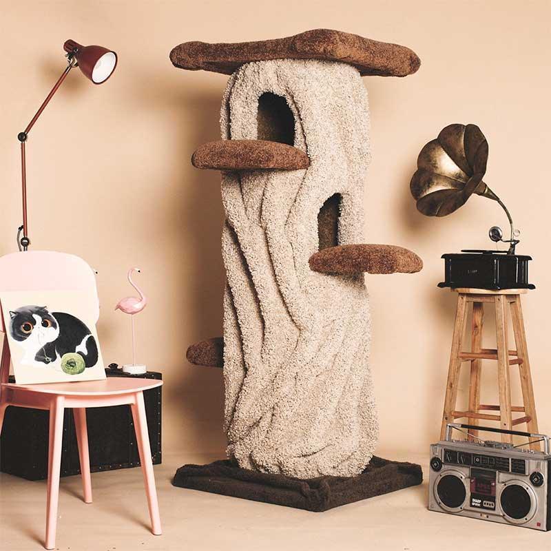 Dailypets Heavy Duty Cat Tree with Solid Wood Core and Spacious Cat Condo for Indoor Cats