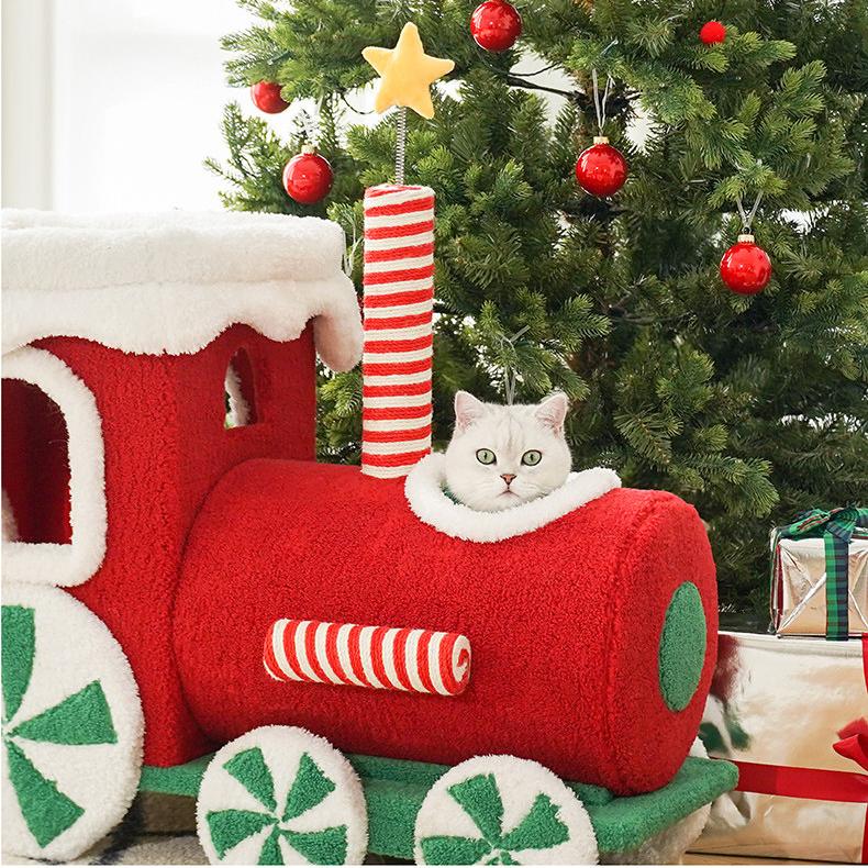 Dailypets Christmas Cat Activity Tree with Connected Cat Houses and Scratching Posts