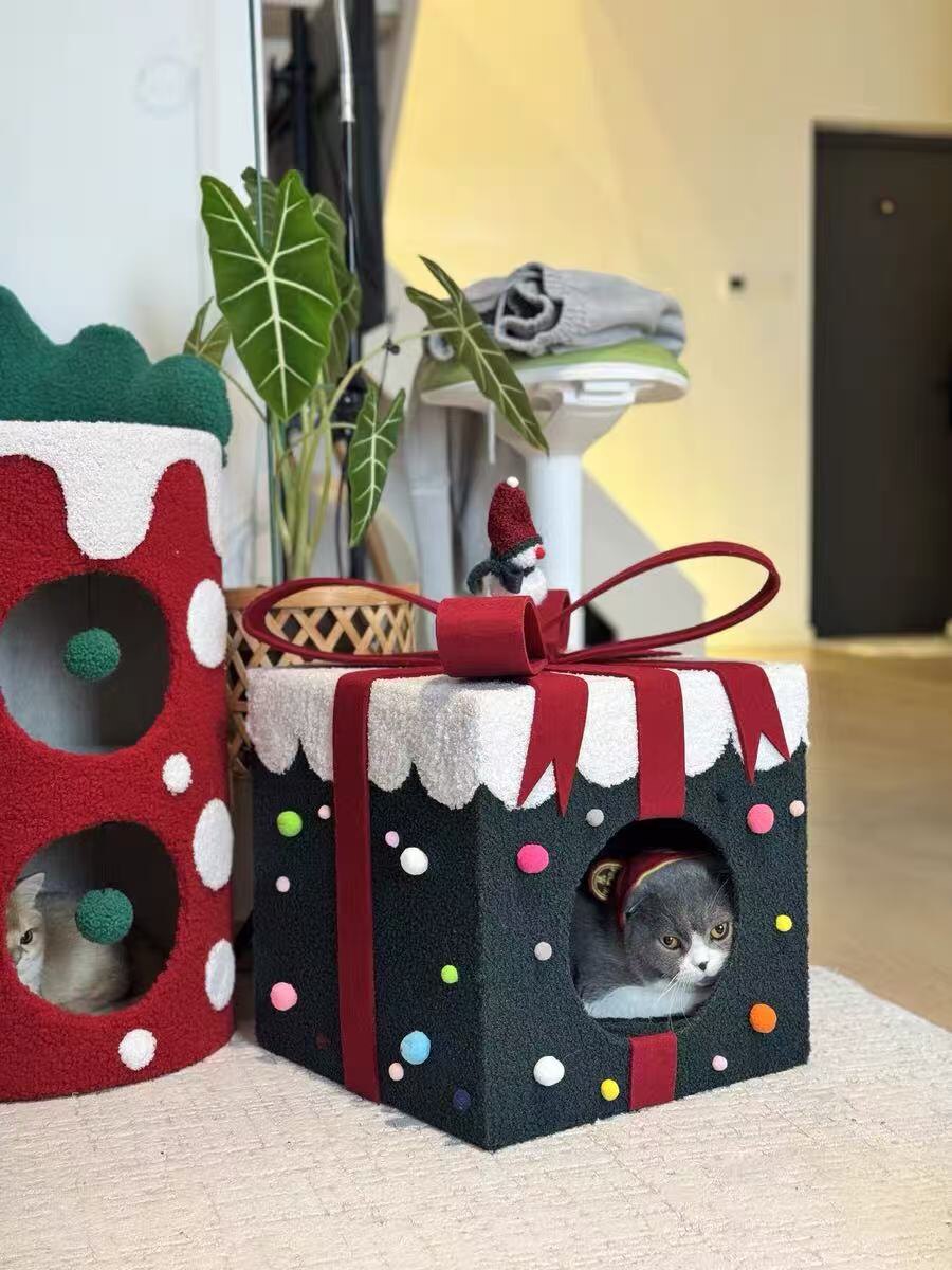 Dailypets Festive Cat Tree and Double Cat Bed Set with Christmas Tree Design