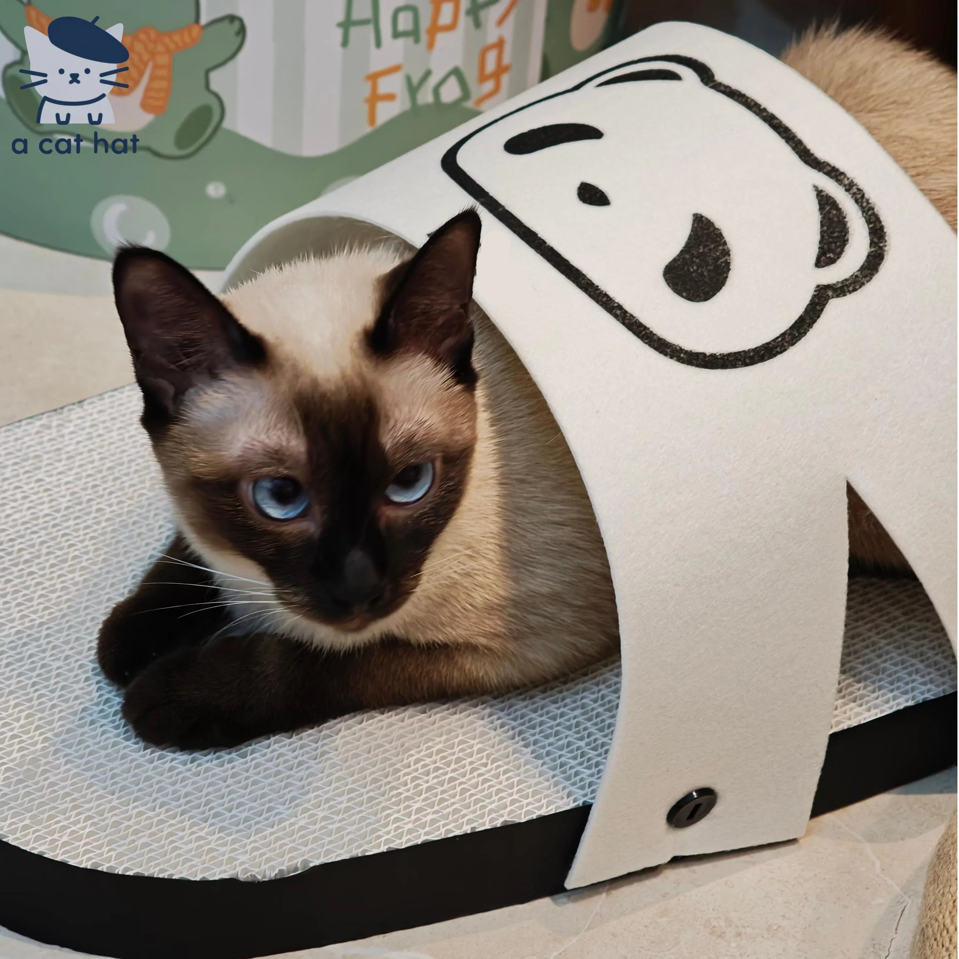 Dailypets Giant Slipper-Shaped Cat Scratcher with Corrugated Cardboard Lounge Bed