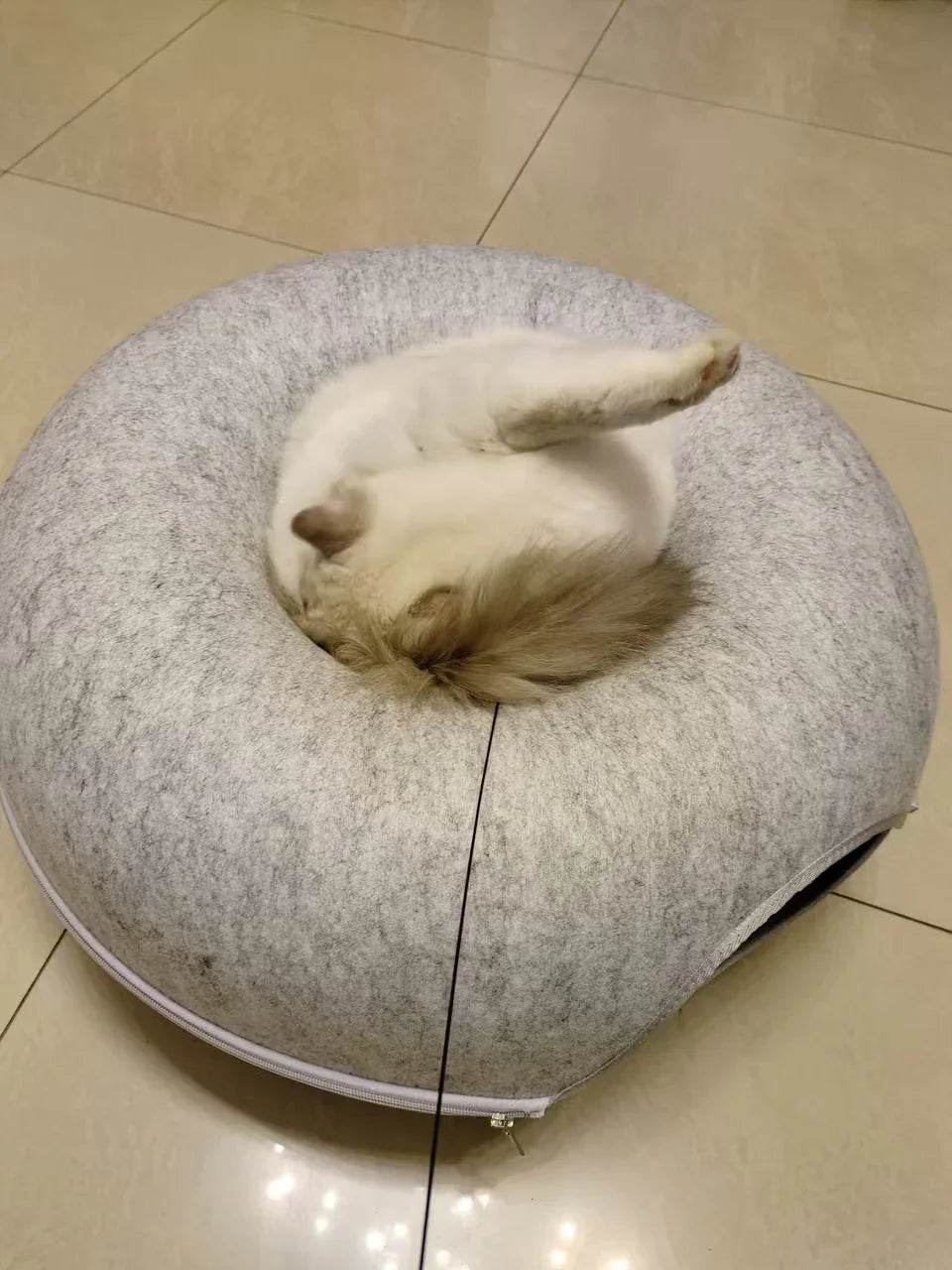 Dailypets Felt Cat Tunnel Bed with Enclosed Double-Layer Hideaway for Play and Rest