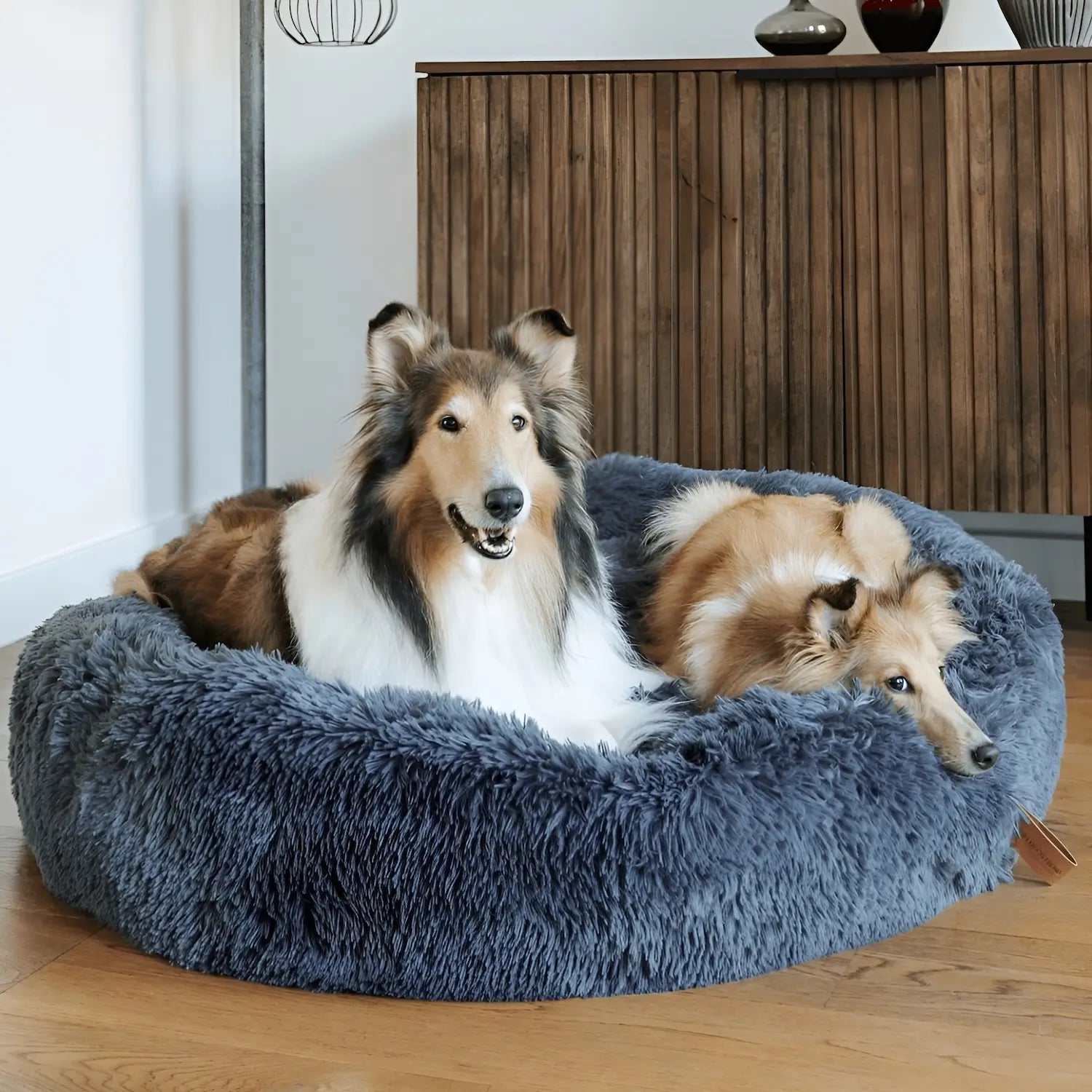 Dailypets Cozy Dog Donut Bed, Fluffy Resting Bed for Small to Large Breeds