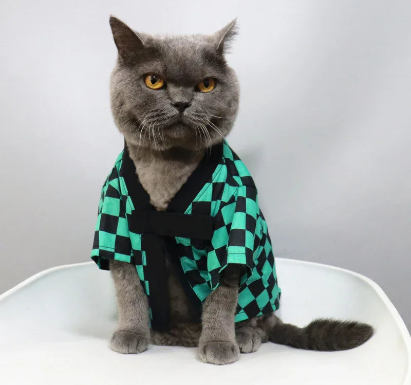 Dailypets Elegant Cat Kimono with Iconic Checkered Pattern for Everyday Dress-Up