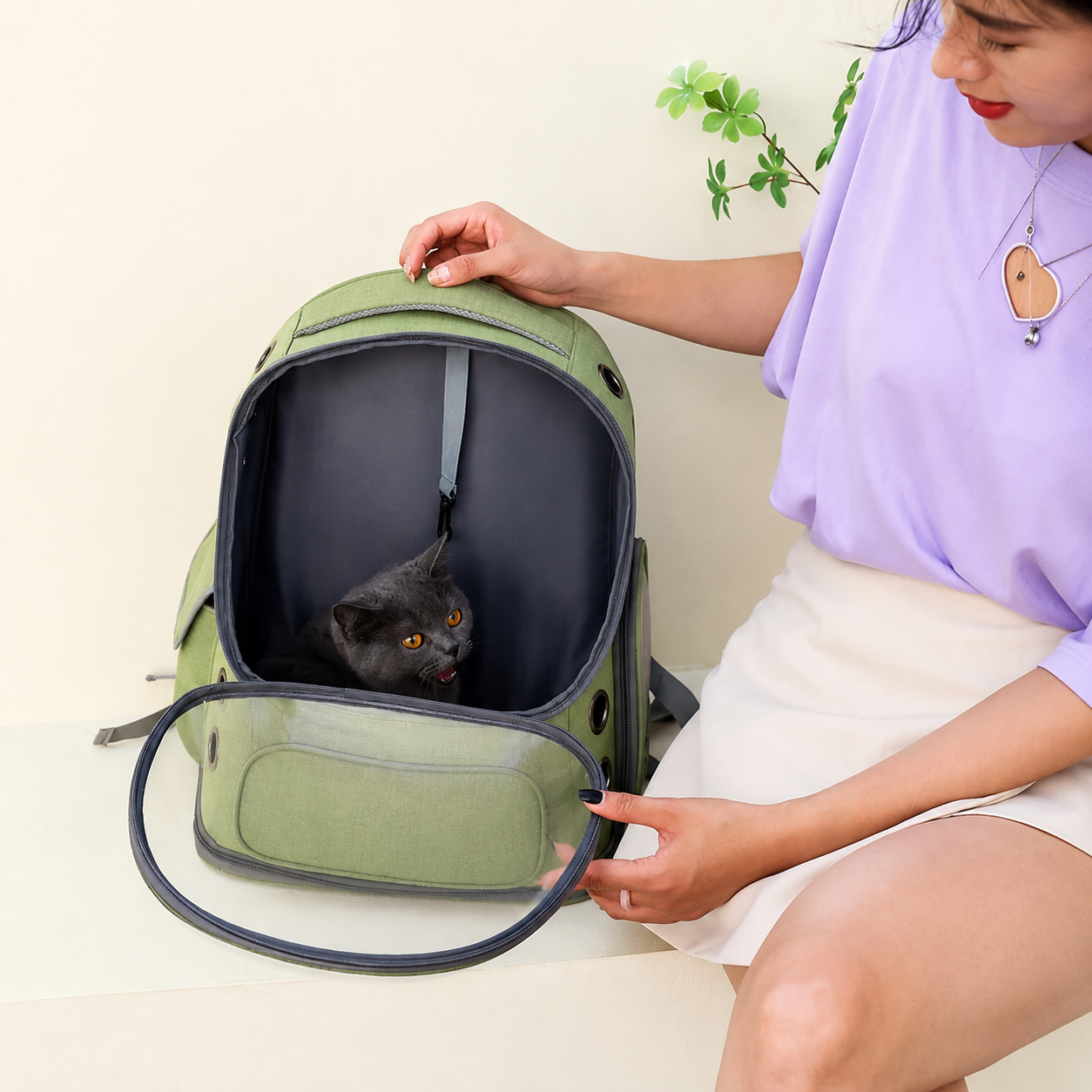 Dailypets Cat Travel Backpack, Ventilated Space Capsule Carrier Bag