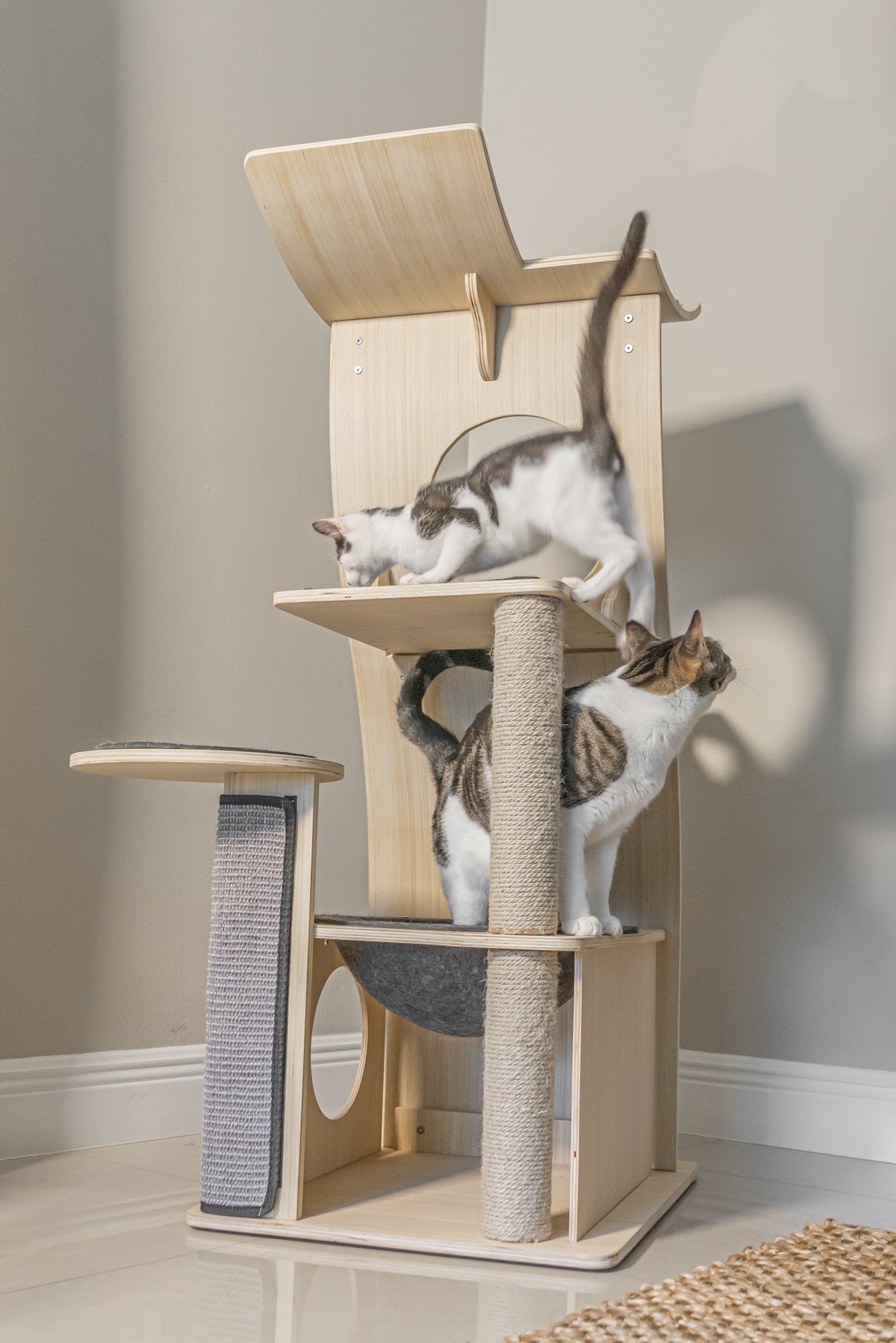 Dailypets Wooden Cat Tower with Observation Perch