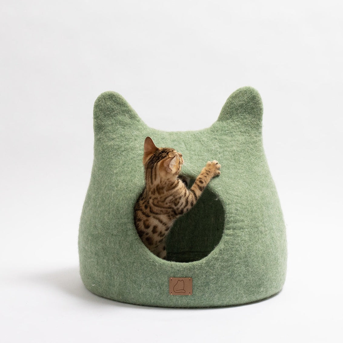 Dailypets Soft Wool Peekaboo Cat Pod