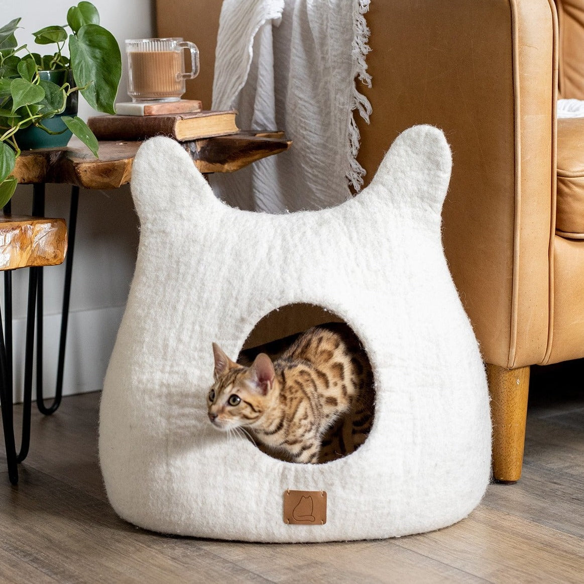 Dailypets Enclosed Felted Wool Cat Cave Bed