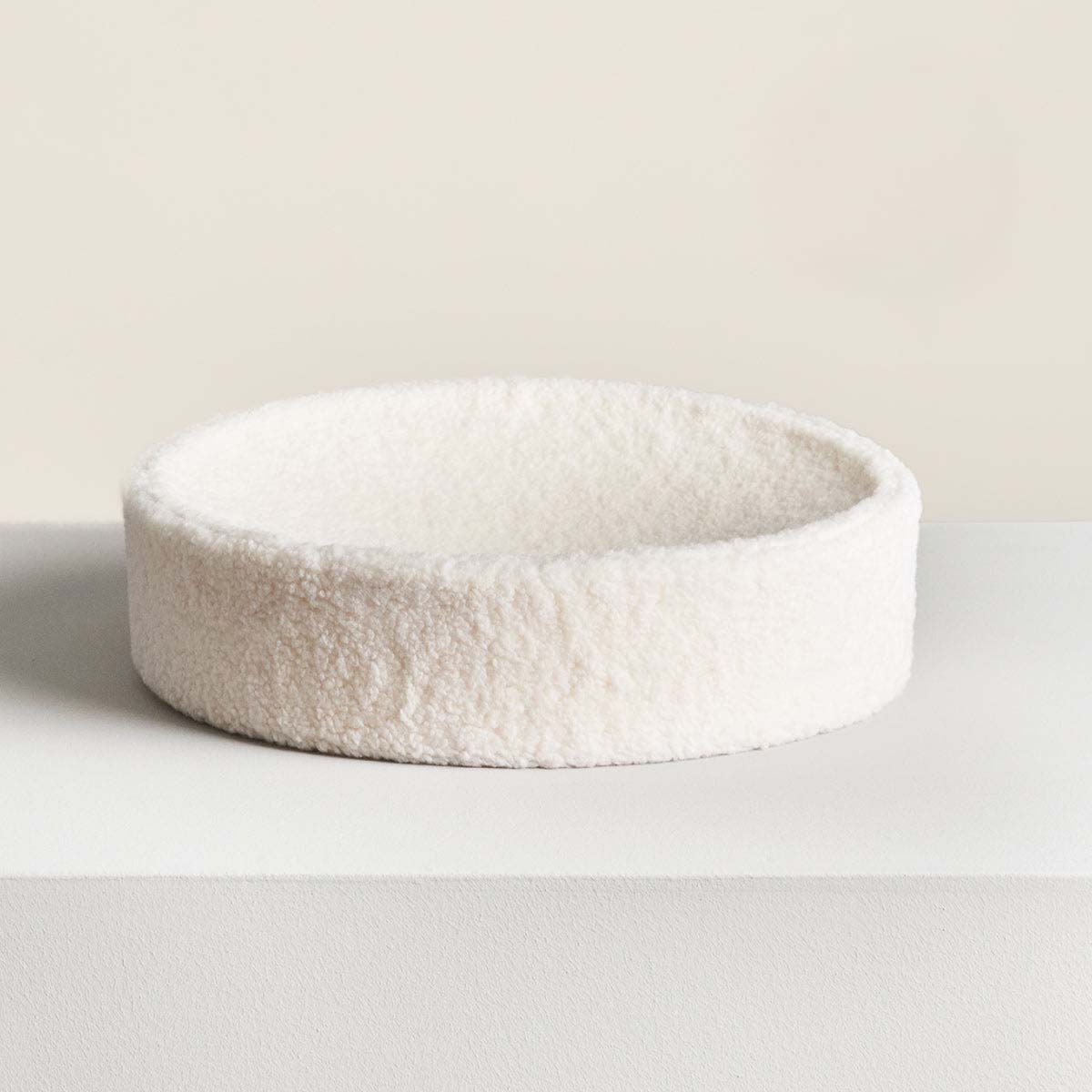 Dailypets Soft Cat Nest Bed – Faux Shearling Round Cushion
