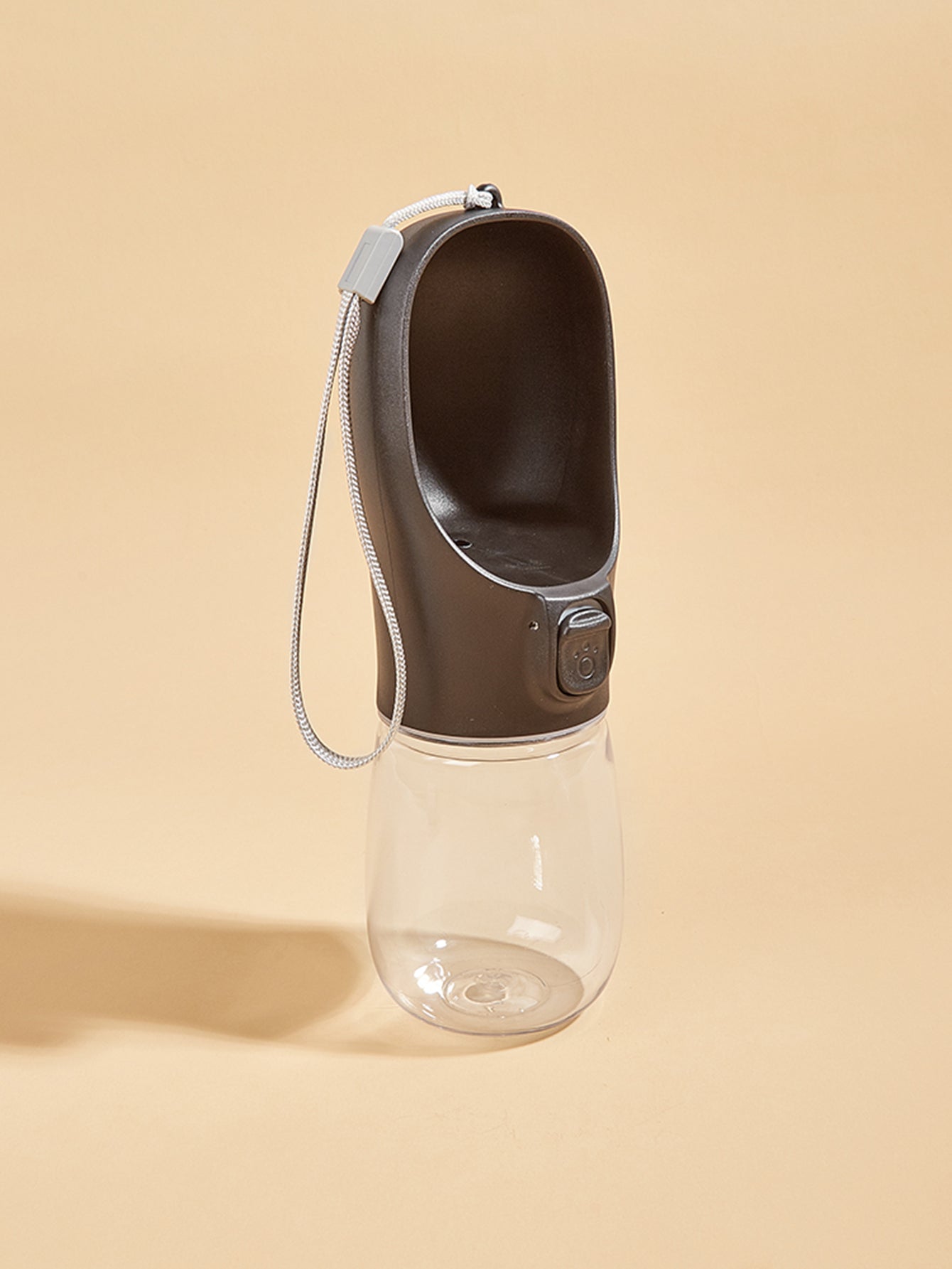 Dailypets Portable Pet Water Bottle – Leak-Resistant Outdoor Dispenser
