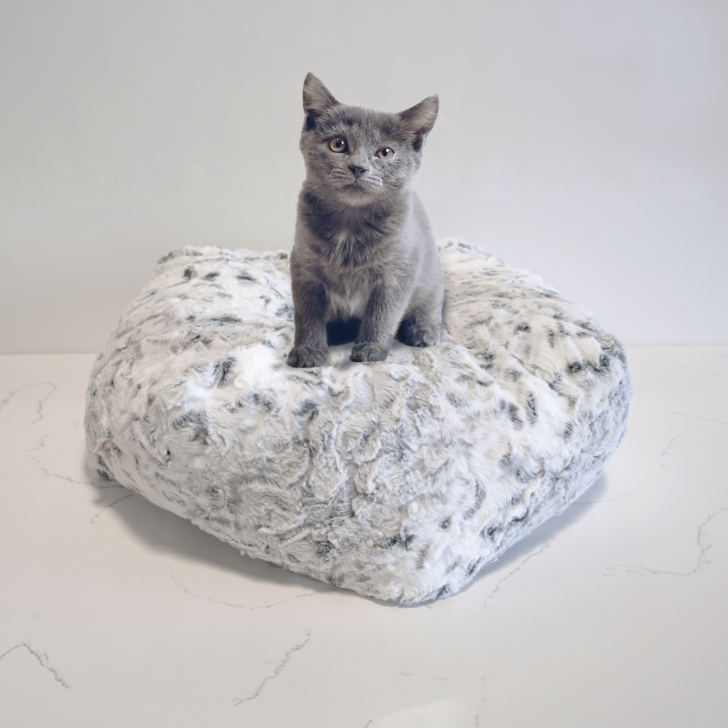 Dailypets Snow Leopard Plush Pouf Cat Bed Soft Faux Fur Lounger