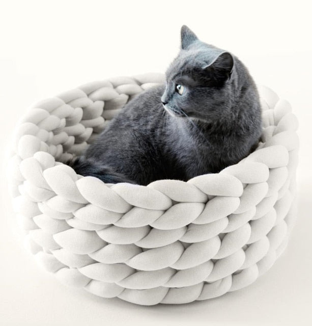 Dailypets Round Cat Bed, Hand-Knit Acrylic Fiber Bed for Warm Daily Naps