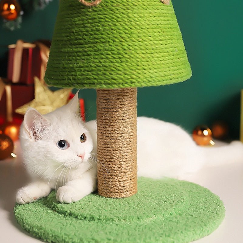 Dailypets Premium Christmas Cat Scratching Post – Festive Play and Claw Care