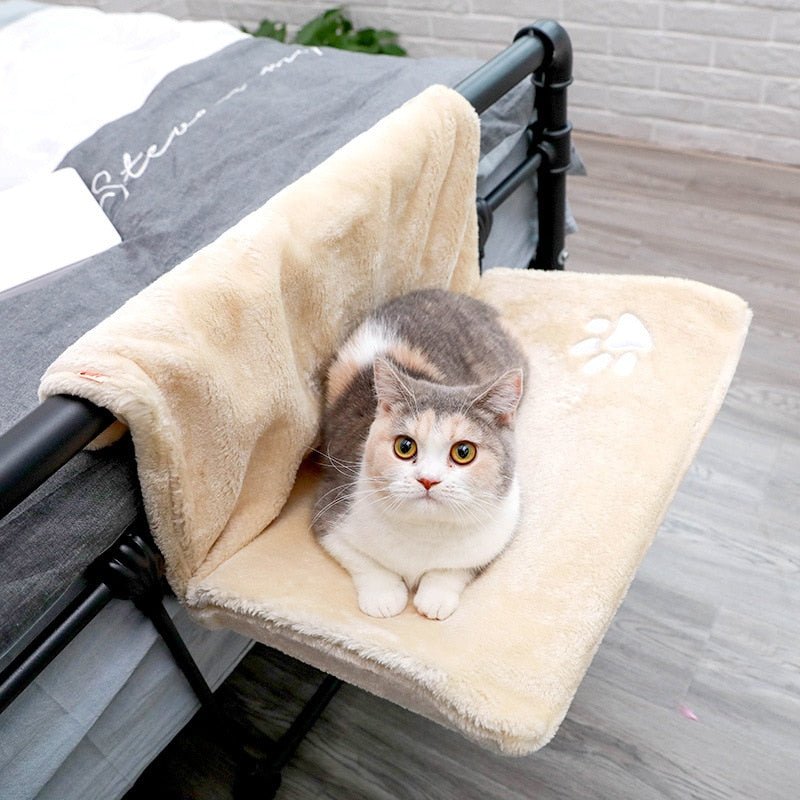 Dailypets Hanging Cat Bed – Plush Bedside Lounge for Cats