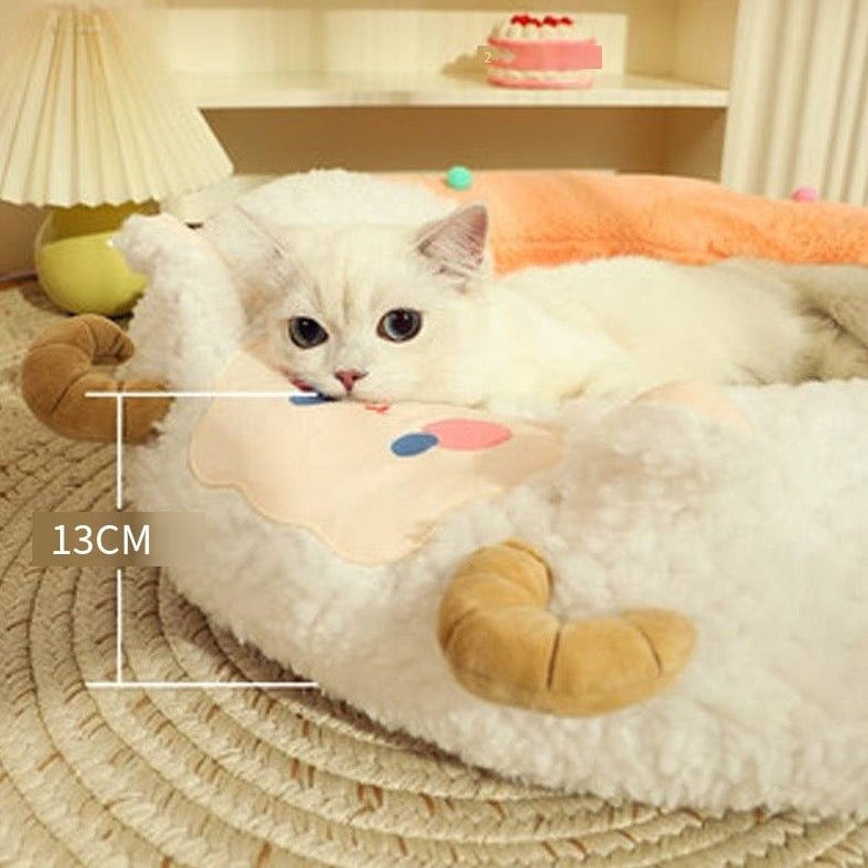 Dailypets Cozy Sheep Donut Bed – Warm Plush Cat Lounger