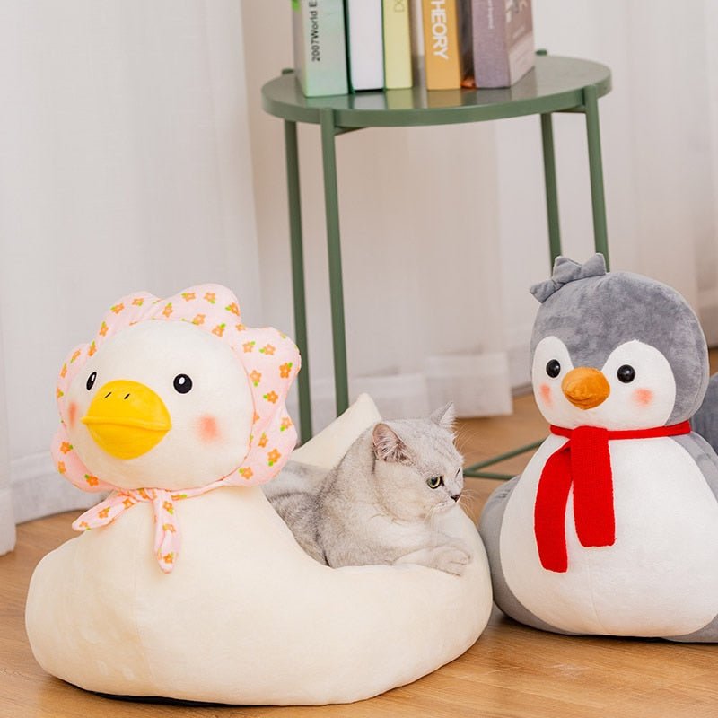 Dailypets Cozy Duck Cat Lounger – Adorable Plush Resting Bed