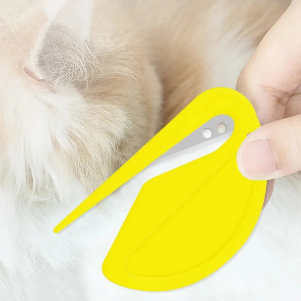 Dailypets Pet Dematting Grooming Brush for Dogs and Cats with Stainless Steel Blade