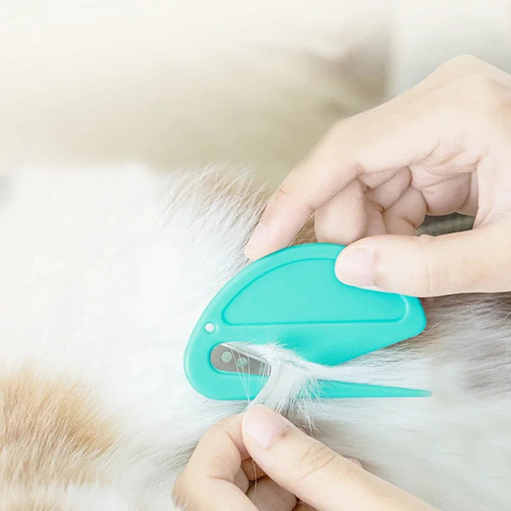Dailypets Pet Dematting Grooming Brush for Dogs and Cats with Stainless Steel Blade