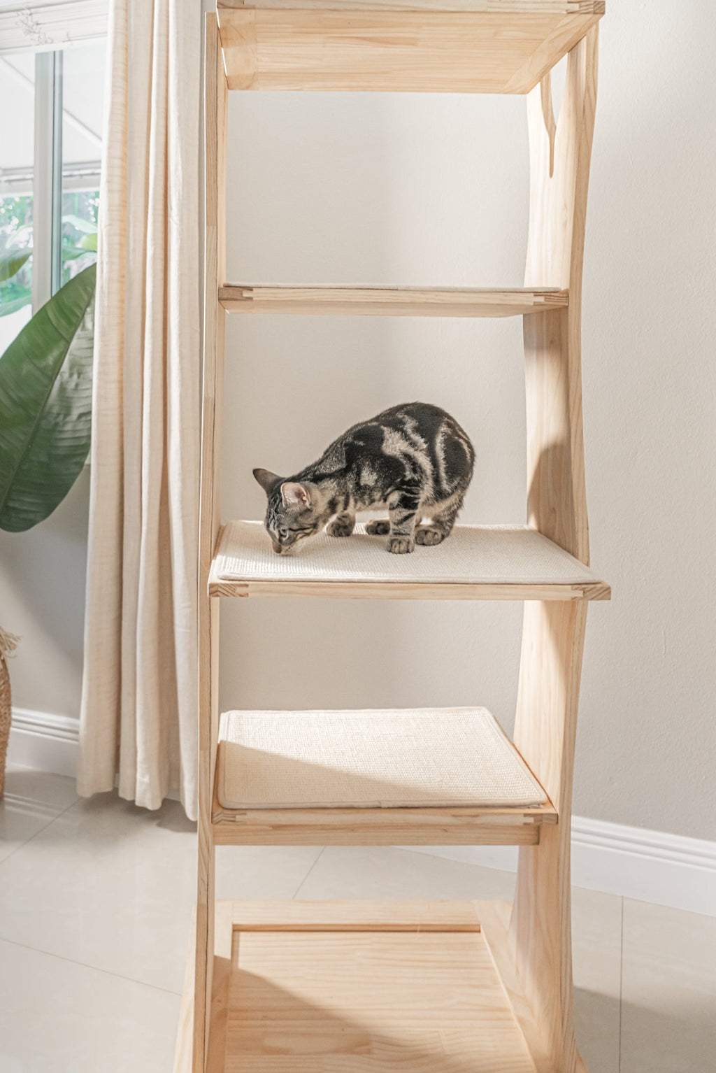 Dailypets Modern Wooden Cat Tower with Sisal Perches