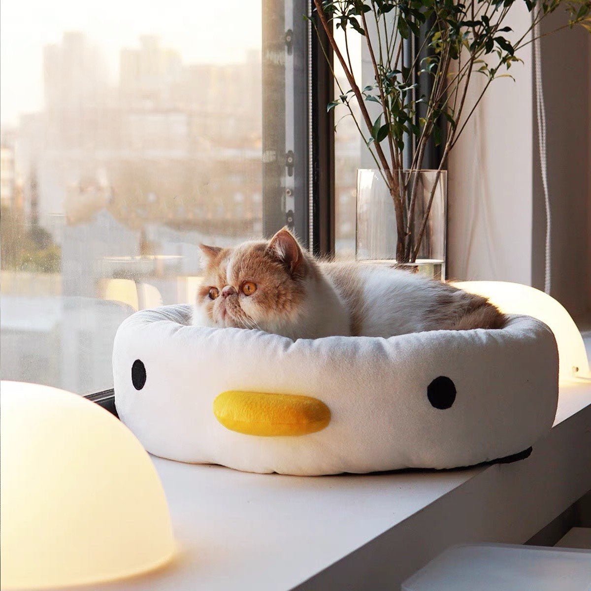 Dailypets Penguin Cat Rest Bed – Plush Sleeping Nest with Scratch Pad