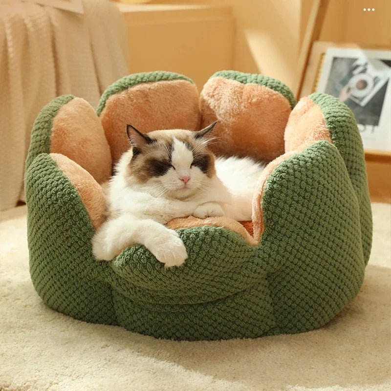 Dailypets Shell Cat Retreat – Soft Fleece Calming Cat Bed