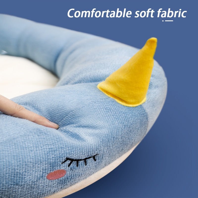 Dailypets Ocean Whale Cat Bed – Plush Lounge for Indoor Cats