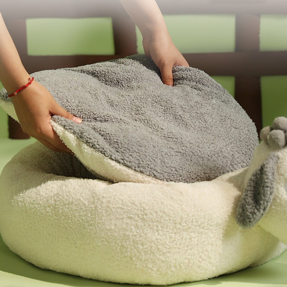 Dailypets Soft Cat Nest Bed – Anti-Anxiety Plush Resting Spot