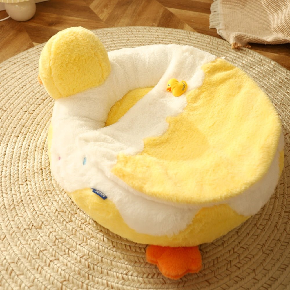 Dailypets Duck Plush Cat Bed – Soft Donut Bed for Comfortable Naps