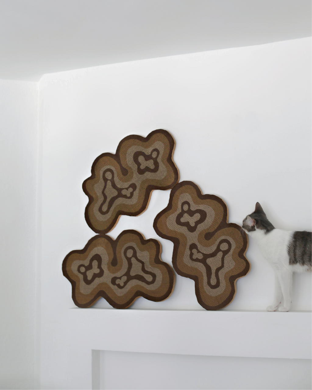 Dailypets Modern Cat Scratcher Bloom Shape for Cats and Home Decor