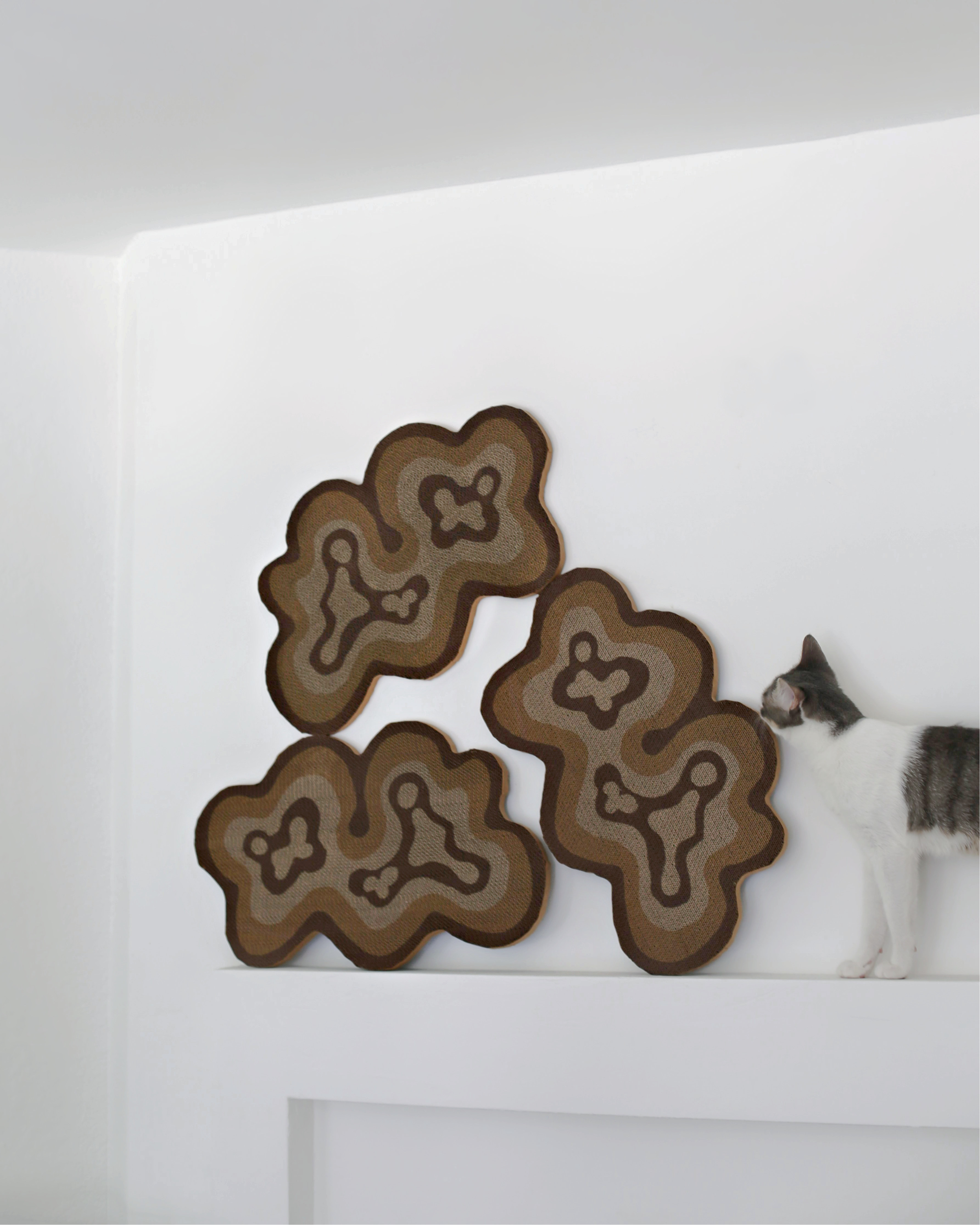 Dailypets Modern Cat Scratcher Bloom Shape for Cats and Home Decor